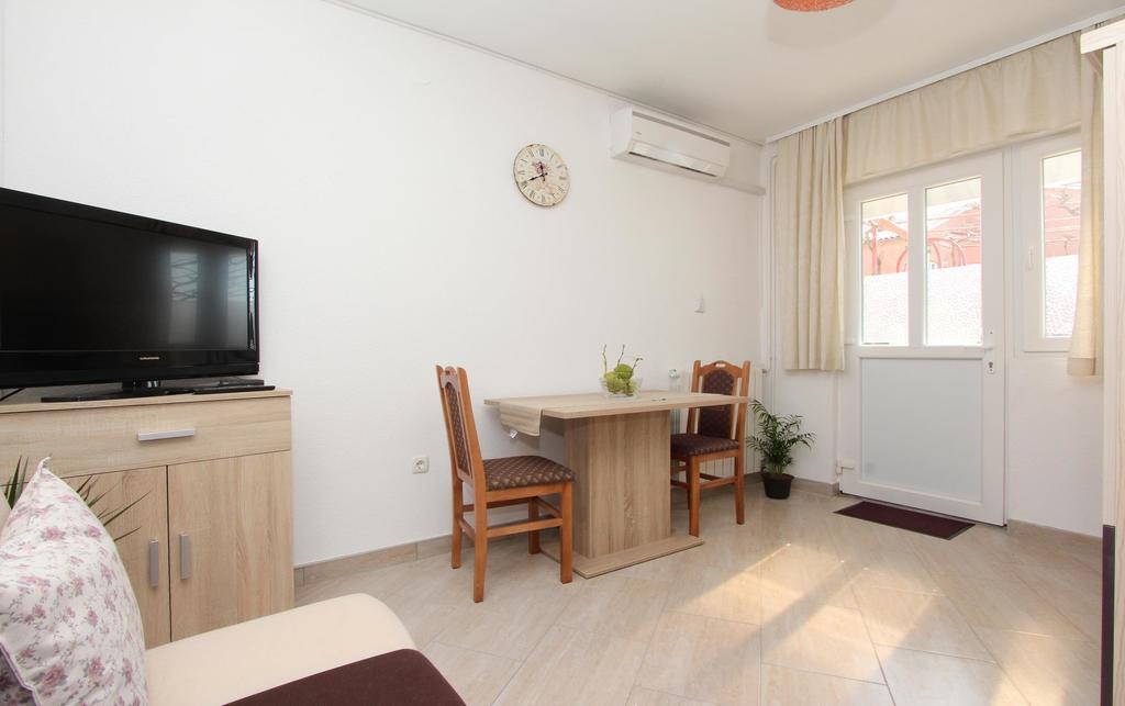 Apartments And Room Eva Ровинь Номер фото